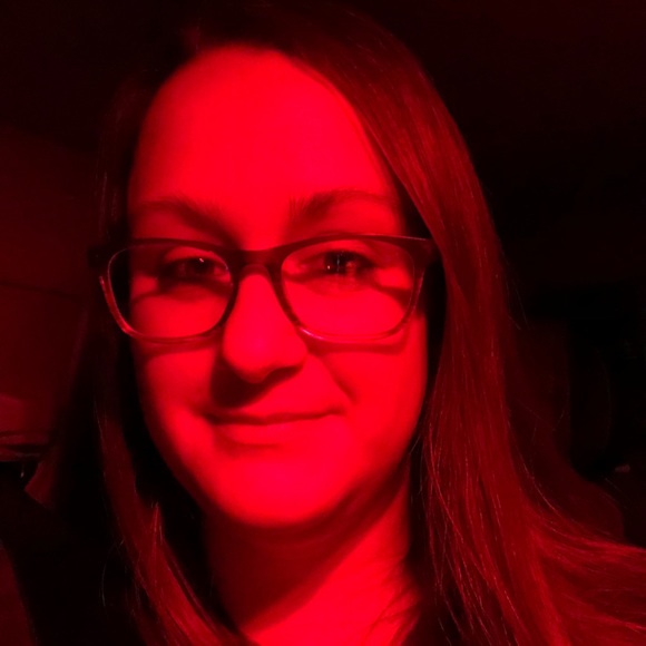 Meet your Posher, Stefanie - Picture 1 of 1